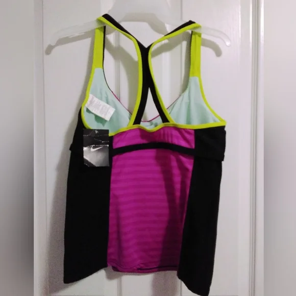 New Nike Swim Tank - Picture 2 of 4